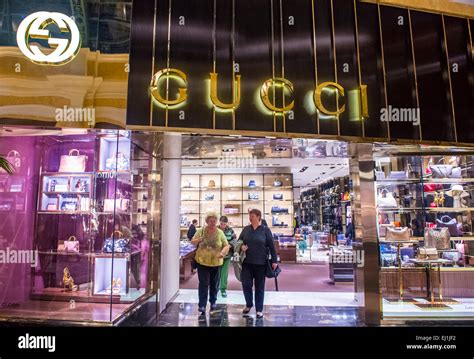 gucci store in vegas